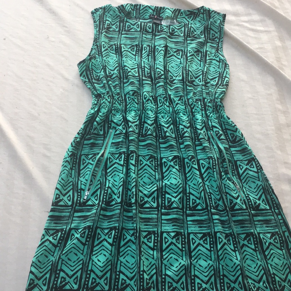 Black and green dress